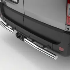 Chrom-Stoßstange mit Anhängerkupplung für den Renault Trafic – praktisches Zubehör für Ihren Transporter.