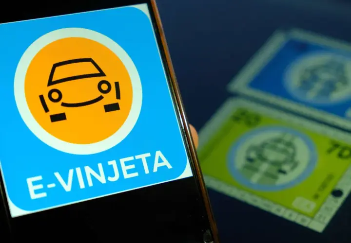 E-Vignette App für Slowenien. So wird die Maut für dein Wohnmobil digital bezahlt.