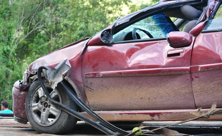 Alkoholunfall - Promillegrenzen, Strafen und Führerscheinfolgen