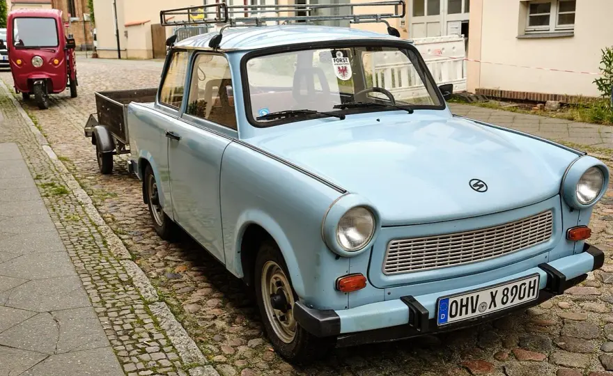 Wann gilt ein Auto als Oldtimer? H-Kennzeichen richtig beantragen