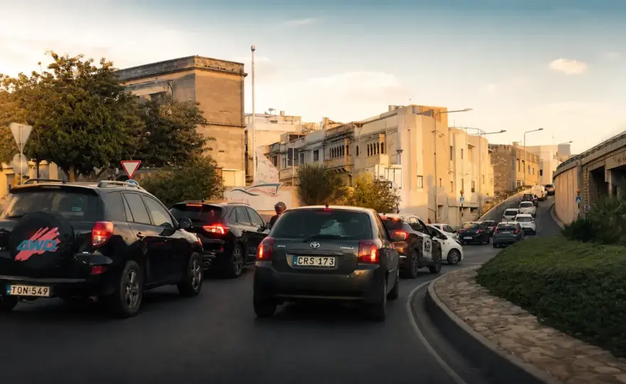 Autofahren in Malta - Regeln, Mietwagen und Gebühren